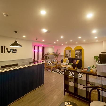 Отель Olive Zip Richmond Circle By Embassy Group Бангалор Экстерьер фото